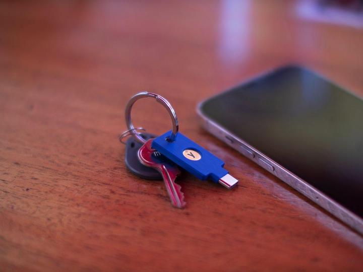 Actual product image Yubico Key C NFC