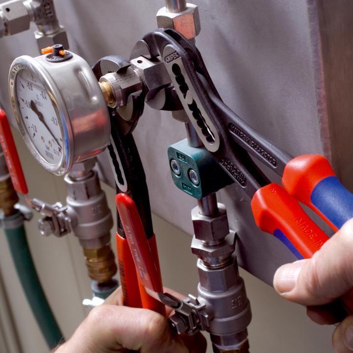 Produktbild Knipex Alligator® water pump pliers 300 mm, in self-service display packaging (300 mm)