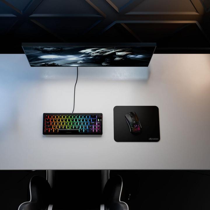 Actual product image Glorious Mouse Pad 2 Medium - Edgeless - Black (M)