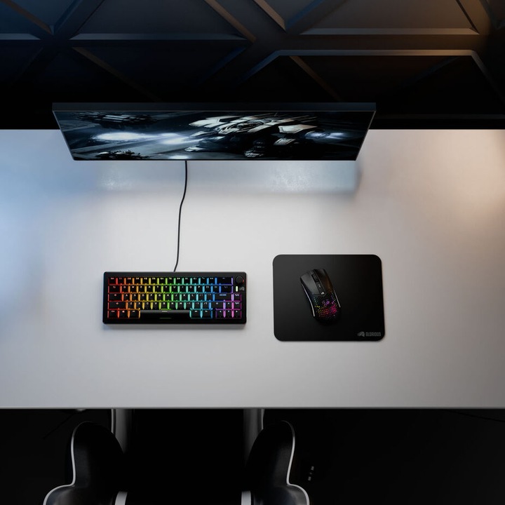 Produktbild Glorious Mouse Pad 2 Medium - Edgeless - Black (M)