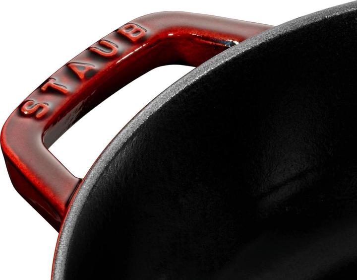 Actual product image Staub 40511-512-0 Roaster with chistera, suitable for induction, cast iron, grenadine (24 cm, Casserole + Stewpot, Cast iron)