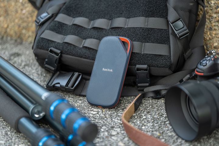 Actual product image SanDisk Extreme PRO with USB4 (2000 GB)