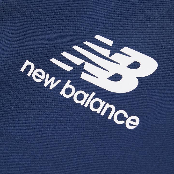 Produktbild New Balance B French Terry Stacked Logo Crew (12XL)