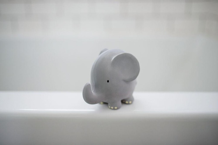 Produktbild Tikiri Rassel Elefant