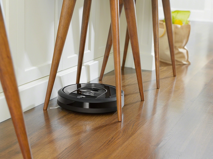 Produktbild iRobot Roomba i7+ Schwarz (Saugroboter)
