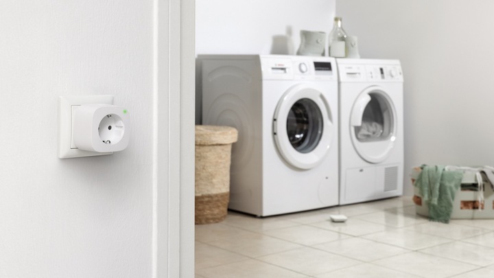 Actual product image Bosch Smart Home Plug adapter compact