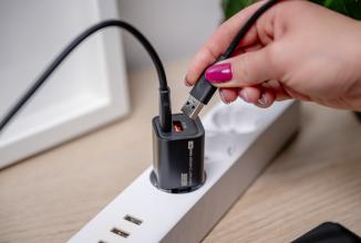 Produktbild Newell GaN 33 W Netzladegerät (33 W, 2 Ports)