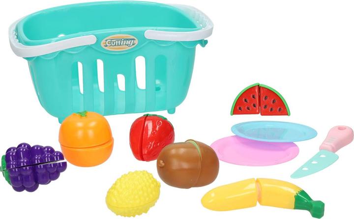 Cut fruit in the cart