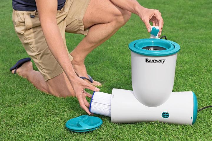 Produktbild Bestway Skimatic 2-in-1 Einhängeskimmer/ Filterpumpen-Kombination 3.974 l/h