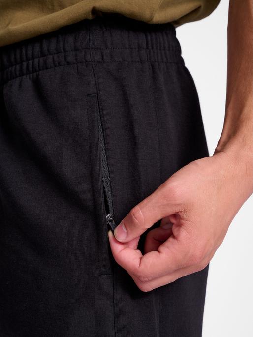 Produktbild hummel Hmltravel Shorts (L)