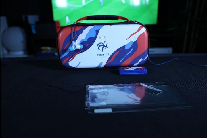 Actual product image Konix Starter Kit Switch WAVES - FFF (Switch)