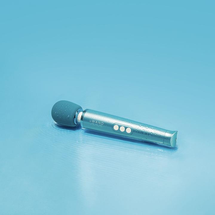 Actual product image Le Wand Dive