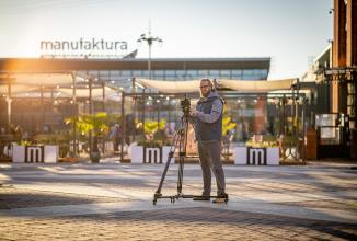 Actual product image Fotopro DV Series Dolly Fire Wheels (Plastic)