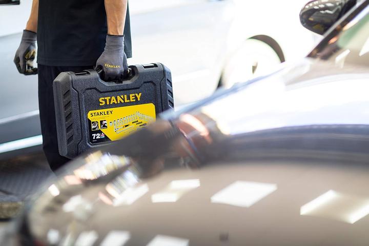 Produktbild Stanley Steckschlüsselsatz, 72-teilig, 1/2 Zoll, 1/4 Zoll, Vierkant, Typ Steckschlüssel- und Ratsch (21 mm)