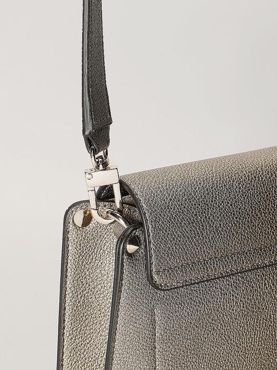 Image du produit Guess Sac à bandoulière Meridian Flap Crossbody
