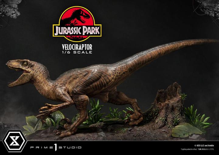 Actual product image Prime 1 Studio Jurassic Park Legacy Museum Collection Velociraptor Attack