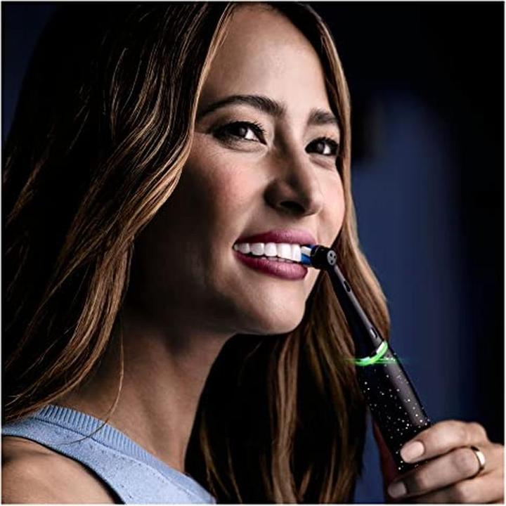 Actual product image Oral-B iO Series 10 (Oscillating toothbrush)