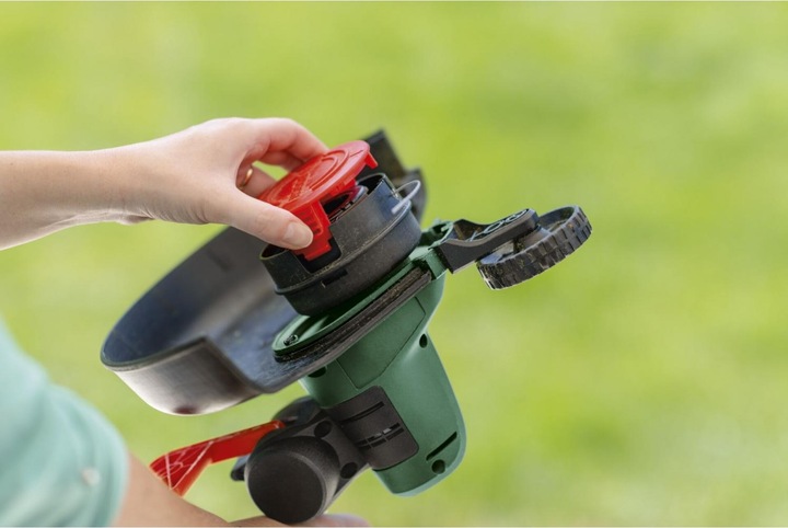 Actual product image Bosch Home & Garden Universal GrassCut (Trim line)