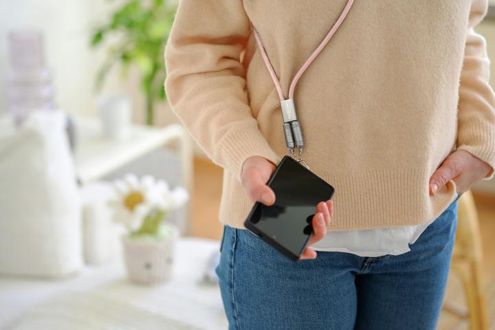 Produktbild Ansmann Lanyard Kabel USB Typ-C zu USB Typ-C 120cm / rose (1.20 m, 60 W)