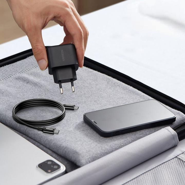 Productafbeelding Ugreen Wandoplader CD250, 25W, USB-C (zwart) + USB-C naar USB-C kabel, 2m (zwart) (25 W)