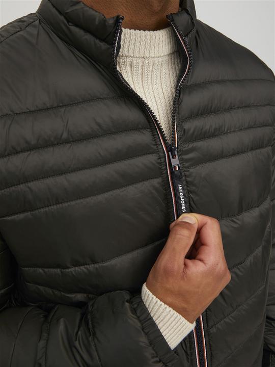 Produktbild Jack & Jones Leichte High Neck Wattierte Jacke (XL)