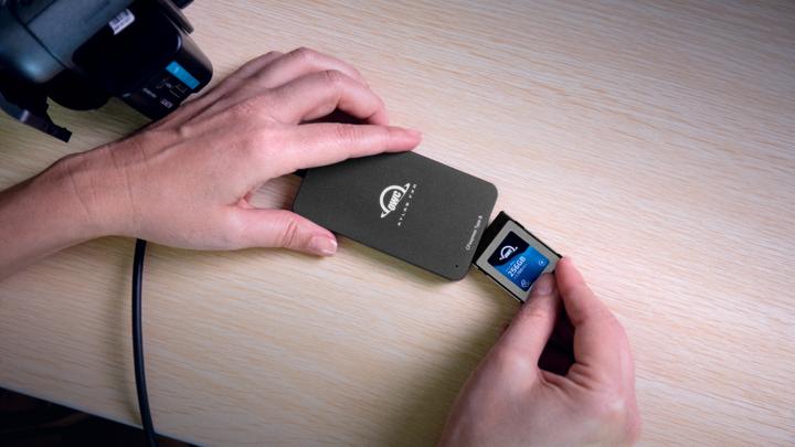 Produktbild OWC Atlas FXR Thunderbolt (USB-C) + USB CFexpress Card Reader (Thunderbolt 3, USB 3.2 Gen 2)