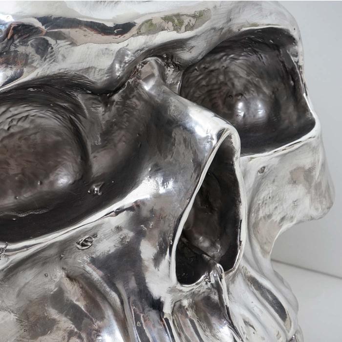 Actual product image Swisshandel24 Side Table Skull, Polyresin Glass Table Living Room Table, Silver 52x55x55cm (52 x 55 x 55 cm)