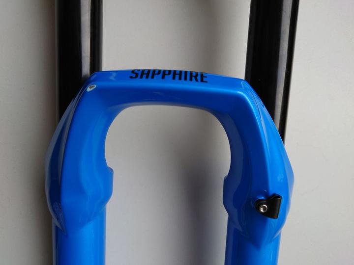 Image du produit DVO Fourche suspendue Sapphire D1 Air BOOST, 29", 140mm, 44mm, 110x15mm, 28.6-40, PM6, blue (140 mm)