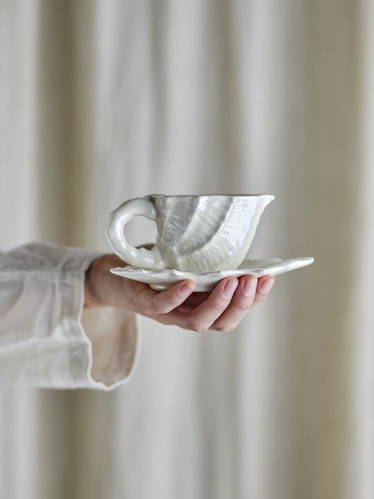 Produktbild Bloomingville - Shellie Cup with Saucer - White - Stoneware (1000 ml, 6x)