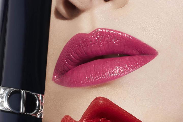 Actual product image Dior Rouge Extra Satin No 678 (678 cults)
