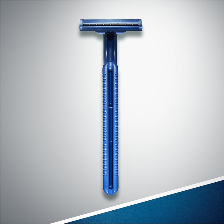 Actual product image Gillette Blue II