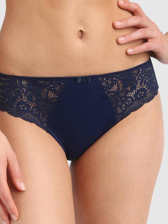 Actual product image DIM Sublime Slip (42)