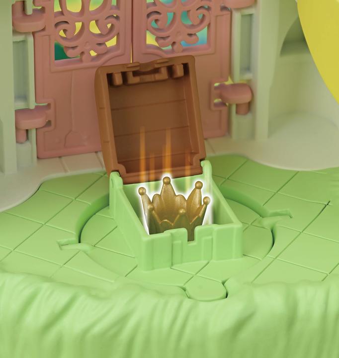 Actual product image Sylvanian Families Waterfall adventure playground