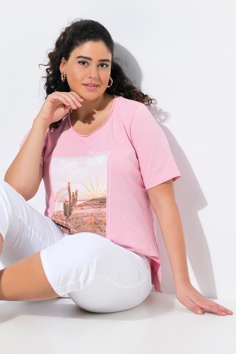 Image du produit Ulla Popken T-shirt à manches courtes. Encolure ronde à bords roulottés. Coupe Classic et imprimé cactus (46, 48)