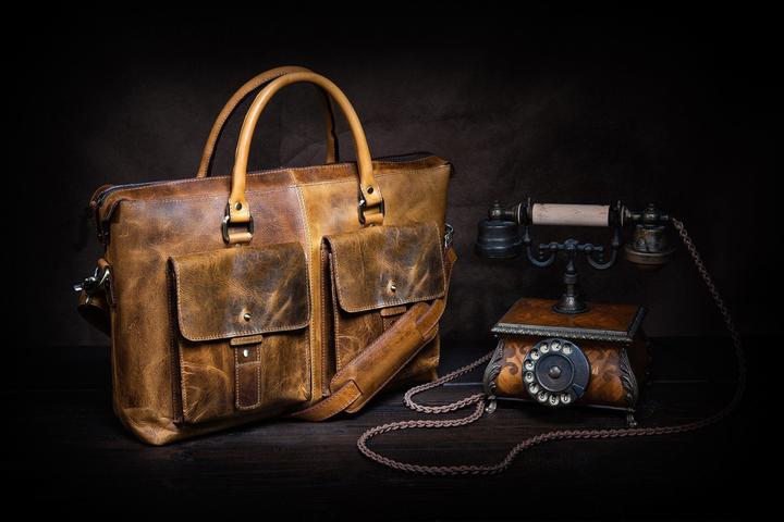 Produktbild Only-Bags.Store Echtes Leder Aktentasche, Laptop Tasche, Büro Umhängetasche, Messenger Bag, Weihnachtsgeschenk (15.60")