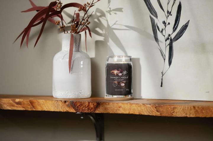 Produktbild Yankee Candle Duftkerze Black Coconut Signature Large Jar (567 g)