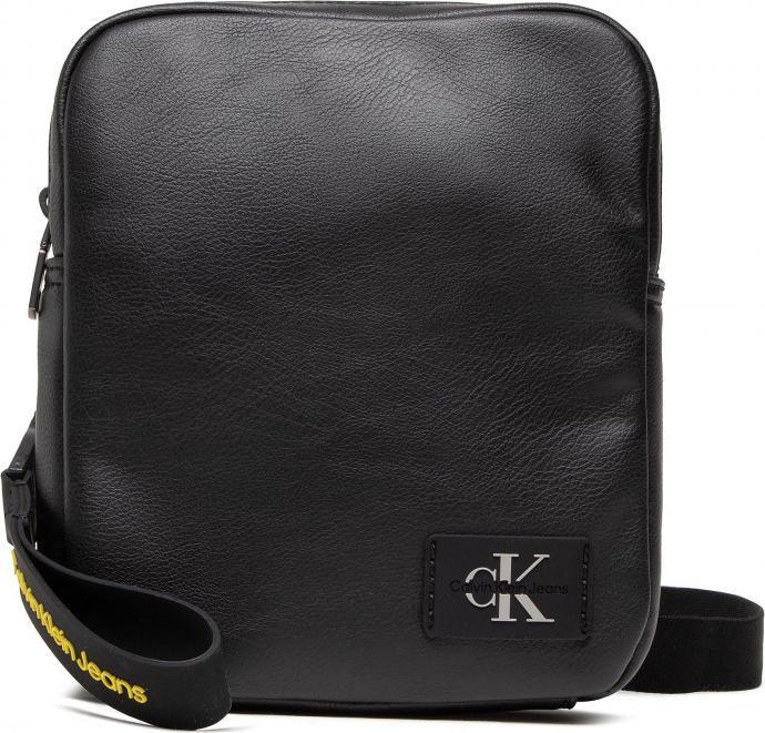 Actual product image Calvin Klein Mens Reporter18 with Label Crossovers, Black, One Size (51% RECYCLED POLYESTER, 49% POLYURETHANE)