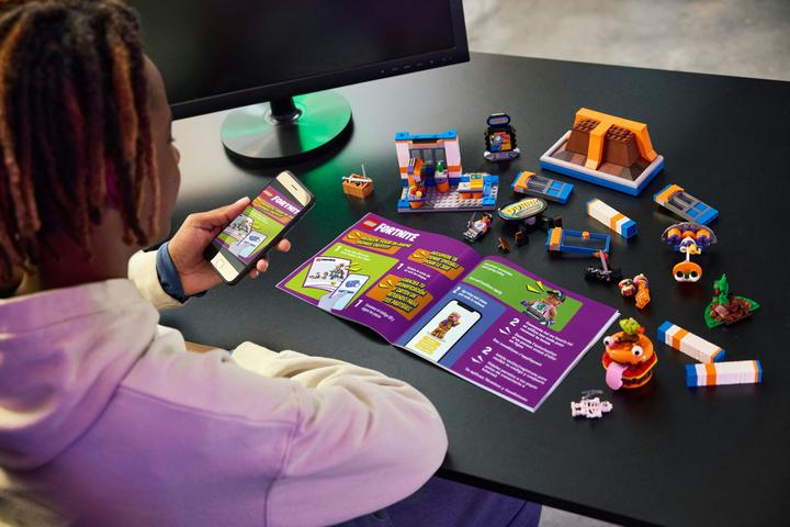 Actual product image LEGO Durrr Burger Restaurant (77076, LEGO Fortnite)