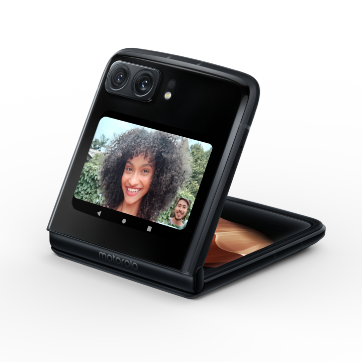 Immagine prodotto Motorola Razr 22 (256 GB, Nero raso, 6.70", SIM + eSIM, 50 Mpx, 5G)