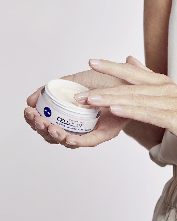 Actual product image NIVEA Cellular Expert Lift Day Care (50 ml, Day cream, SPF 30)