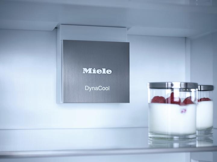Produktbild Miele KFN 7734 C (253 l)