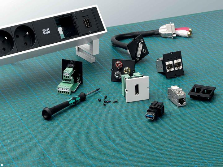 Immagine prodotto Bachmann 937304 (4 x, USB-A, CEE 7/3, 0.20 m)
