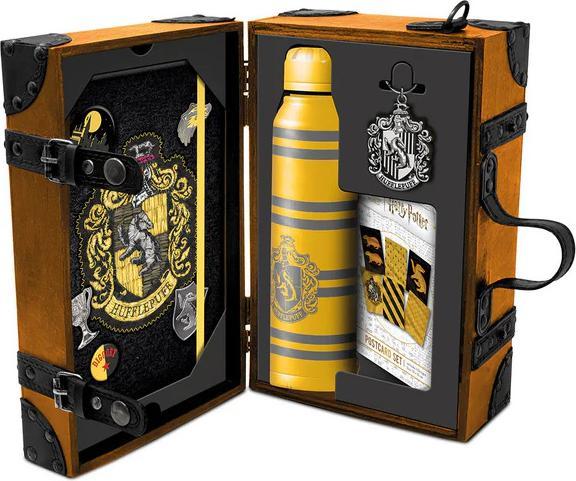 Actual product image Pyramid Harry Potter Premium Gift Box Colourful Crest Hufflepuff (A5)
