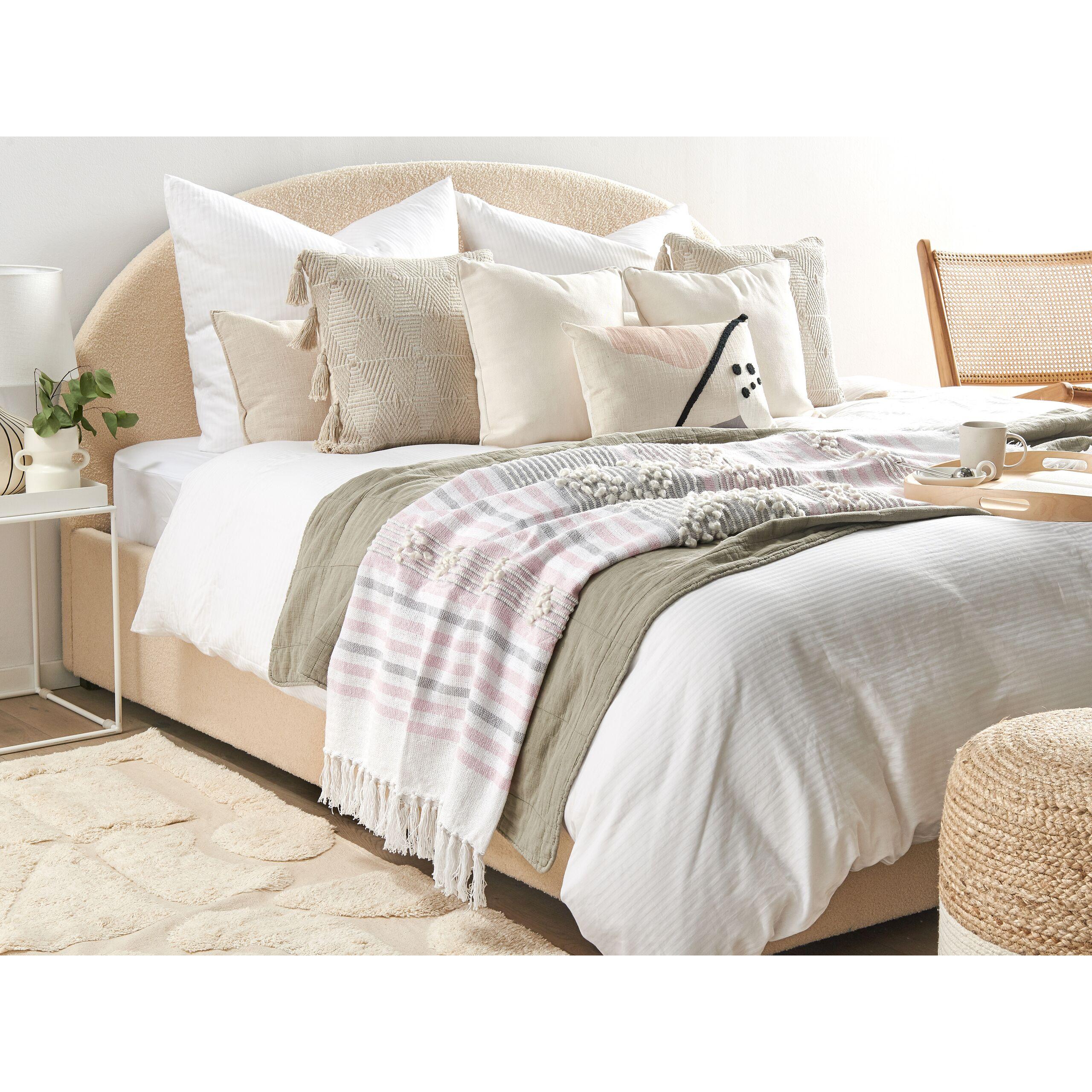 Thumbnail - Beliani, Decke, Kaman (125 x 150 cm)