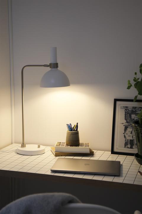 Actual product image Markslöjd MARKSLOJD Larry Table Lamp White (E27)
