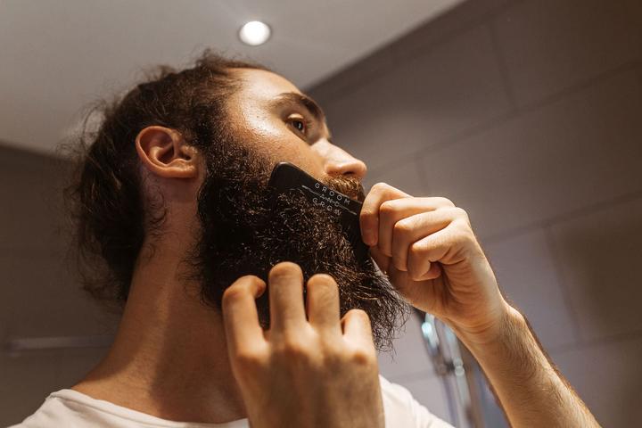 Produktbild Groom and Grow Beard Comb