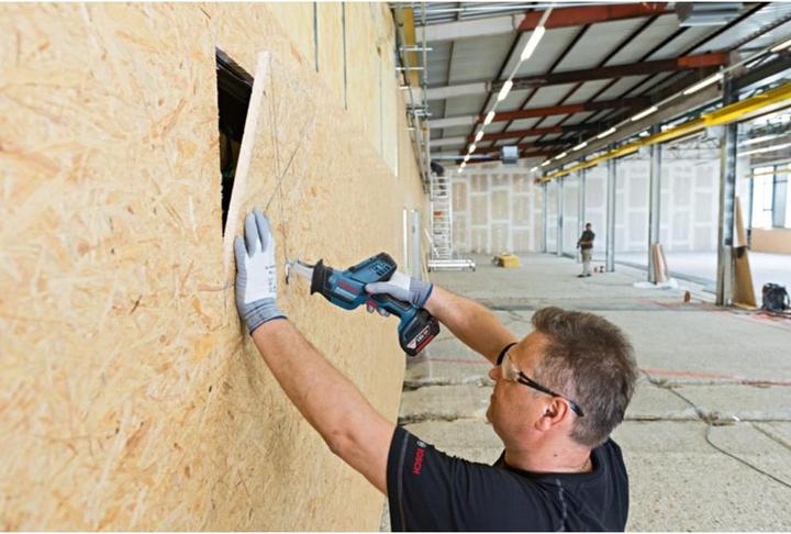 Immagine prodotto Bosch Professional GSA 18V-LI C