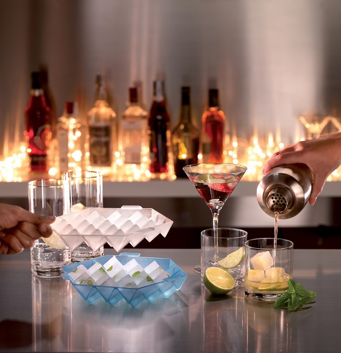 Actual product image Lékué Ice cube tray