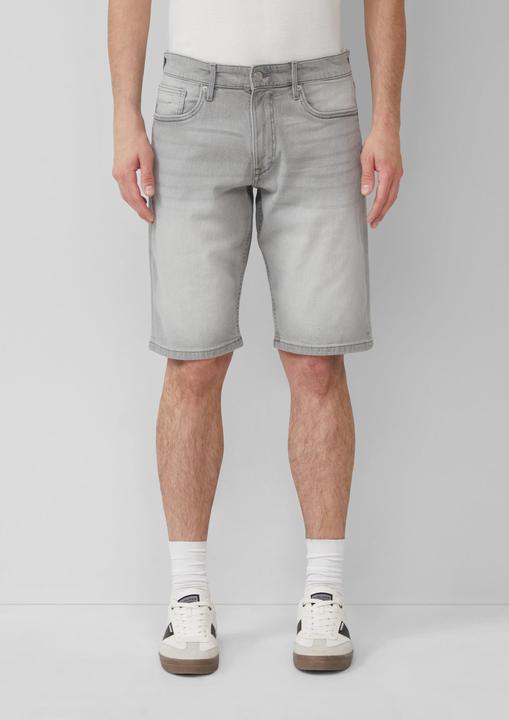 Actual product image S.Oliver Jeans-Hose Leichte Jeans-Bermuda / Regular Fit / Mid Rise (31)