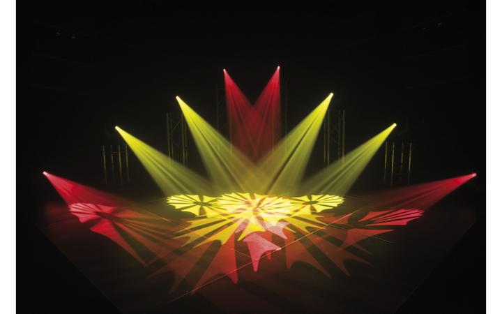 Produktbild Showtec Phantom 130 Spot (130 W, LED)